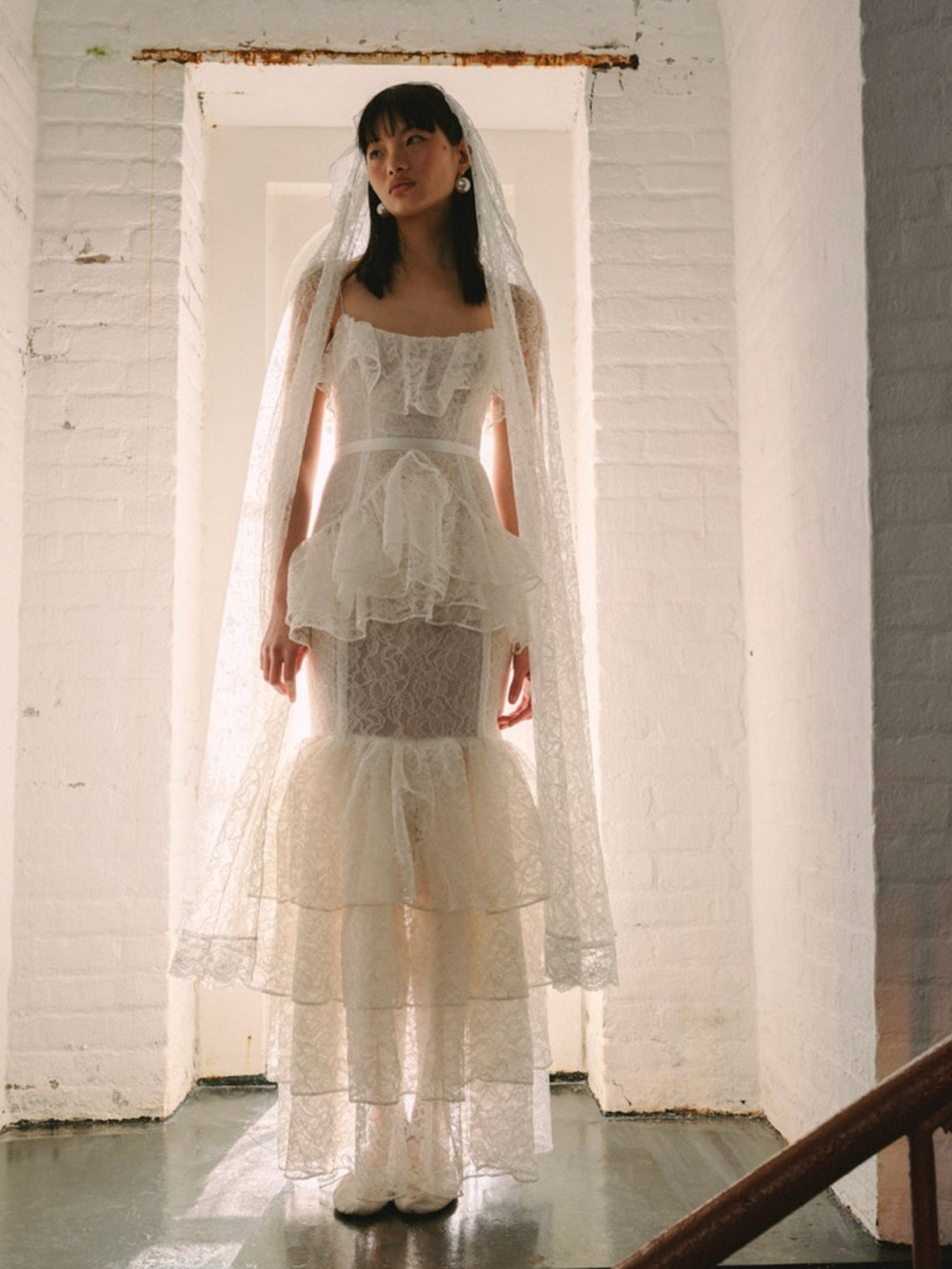 For Love and Lemons Juno Lace Bridal Gown Size 6